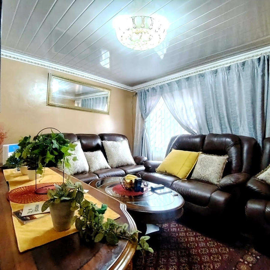 4 Bedroom Property for Sale in Mdantsane Nu 9 Eastern Cape